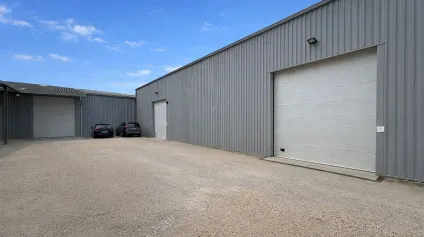 Cellules d'activités à louer - 285 m2 - Orléans Est Métropole - Archimède - Offre immobilière - Arthur Loyd