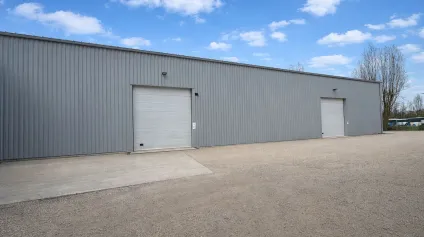 Cellules d'activités à louer - 285 m2 - Orléans Est Métropole - Archimède - Offre immobilière - Arthur Loyd