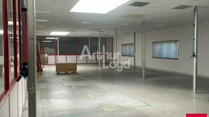 MONTOIRE SUR LE LOIR - VENTE LOCAL D'ACTIVITÉ DE 2 154 M² - ZONE D'ACTIVITÉ - Offre immobilière - Arthur Loyd
