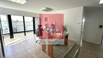A louer Proche Mac Arthur Glenn Bureaux 213 m² divisibles - TROYES - Offre immobilière - Arthur Loyd