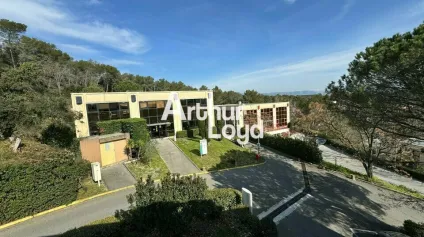 Location de bureaux divisibles dès 43 m² - Vallauris / Sophia Antipolis - Offre immobilière - Arthur Loyd