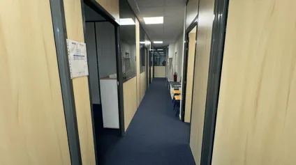 TOURS NORD AERONEF BUREAUX A LOUER 144 M² AVEC PARKINGS EN OPTION<br /> - Offre immobilière - Arthur Loyd