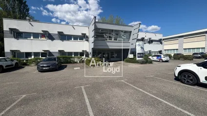 Bureau à louer - 270 m² divisible - Montbonnot - Offre immobilière - Arthur Loyd