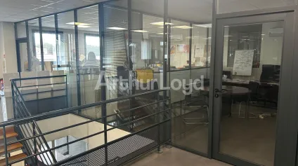 Entrepôt à louer à Sainghin-en-Melantois accès immédiat A1 et A23 - Offre immobilière - Arthur Loyd