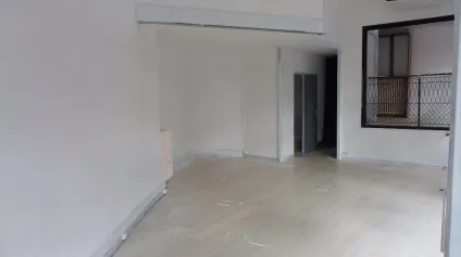<br />LIMOGES HYPER CENTRE VILLE LOCAL COMMERCIAL 50 m²<br /> - Offre immobilière - Arthur Loyd
