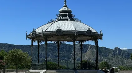 A vendre - Local commercial loué - Valence - Offre immobilière - Arthur Loyd