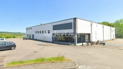 LOCAL COMMERCIAL à LOUER de 1397 m² - Offre immobilière - Arthur Loyd