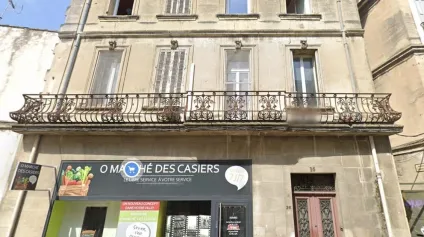 Local commercial de 120m² + cave à vendre ARLES - Offre immobilière - Arthur Loyd