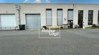 LOCAL D'ACTIVITÉ À LOUER - 650 m² - TOULOUSE SUD-OUEST - DÉPÔT AVEC MEZZANINE - Offre immobilière - Arthur Loyd