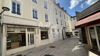 VICHY, Local commercial d'environ 50 m2 dans rue piétonne - Offre immobilière - Arthur Loyd