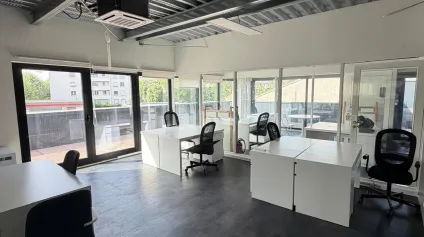 Bureaux à louer Bordeaux dans un immeuble indépendant avec terrasse et parking - Offre immobilière - Arthur Loyd