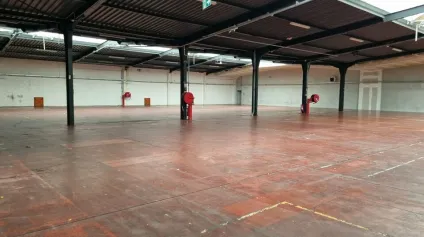 Entrepôt logistique de 1 458 m² à vendre  Emplacement rare sur Poitiers, accès A10 - Offre immobilière - Arthur Loyd