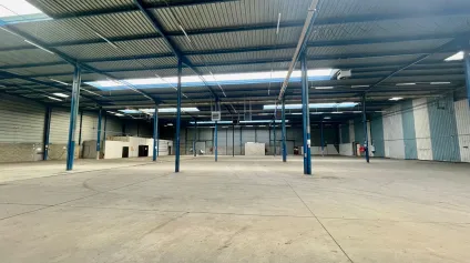 Entrepôts à louer à SAINT ETIENNE DU ROUVRAY 76800 - Offre immobilière - Arthur Loyd