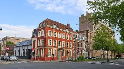 Immeuble indépendant à vendre à Lille - Bureaux de standing et logement avec terrasse face à l'Esplanade - Offre immobilière - Arthur Loyd