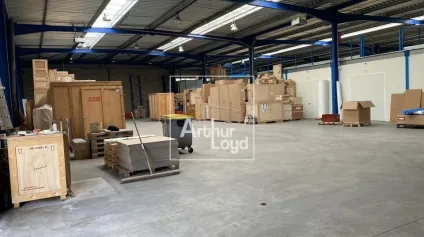 BATIMENT INDEPENDANT VENDRE CHAMPCUEIL - Offre immobilière - Arthur Loyd