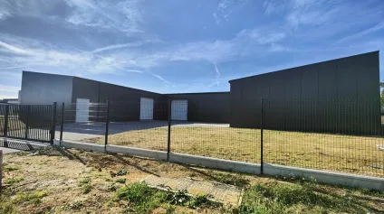 Local d'activité neuf 516 m² à vendre  Zone économique dynamique Poitiers Sud, accès A10 - Offre immobilière - Arthur Loyd
