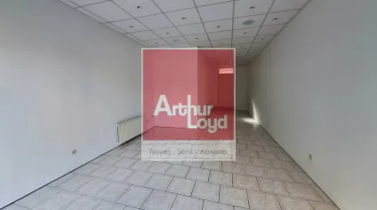 SENS - Local commercial de 40 m² à louer - Cur du centre ville - Offre immobilière - Arthur Loyd
