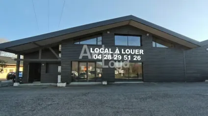 Local d'activité de 565 m² - Un emplacement stratégique à Chambéry Sud<br /> - Offre immobilière - Arthur Loyd