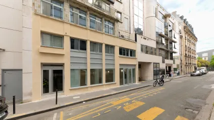 Bureaux à louer à PARIS 75015 - Offre immobilière - Arthur Loyd