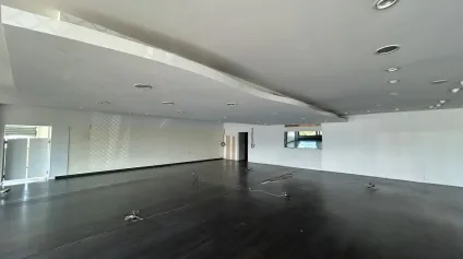 Local commercial - 500m2 - Cabestany - Offre immobilière - Arthur Loyd