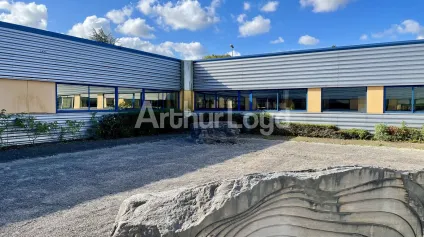 À LOUER - PLATEAU DE BUREAU AU SEIN D'UN BÂTIMENT TERTIAIRE INDÉPENDANT - RARE SUR DUNKERQUE - Offre immobilière - Arthur Loyd