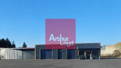 THIERS A VENDRE LOCAL ACTIVITE 83 M² - PARCELLE 2000 M² - BATIMENT INDEPENDANT - Offre immobilière - Arthur Loyd