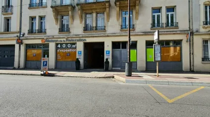 LOCAL COMMERCIAL à VENDRE de 453 m² - Offre immobilière - Arthur Loyd