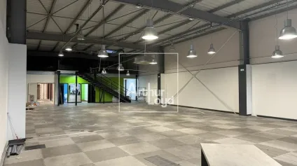 LOCAL COMMERCIAL location à LISSES 91090 - Offre immobilière - Arthur Loyd