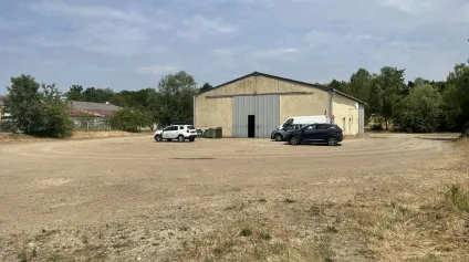 Locaux d'activité à louer à MARTOT 27340 - Offre immobilière - Arthur Loyd