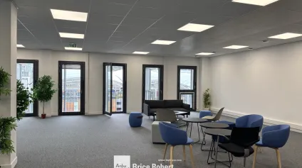 A louer - LE MONOLITHE - Bureaux en R+3 - Lyon 2ème Confluence - Offre immobilière - Arthur Loyd