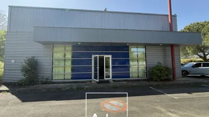 Local d'activité de 329 m² - Très belles prestations - Terrasson - Offre immobilière - Arthur Loyd