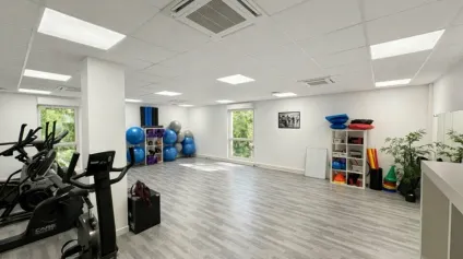 A LOUER - BUREAUX - PARC DU GOLF - Offre immobilière - Arthur Loyd