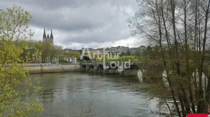 ANGERS CENTRE LOCAL COMMERCIAL DE 330 M² A LOUER - Offre immobilière - Arthur Loyd