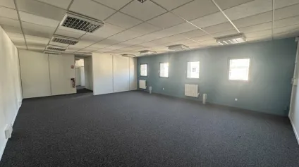 TOURS HYPER CENTRE BUREAUX A VENDRE DE 78 M² 1 PARKING - Offre immobilière - Arthur Loyd