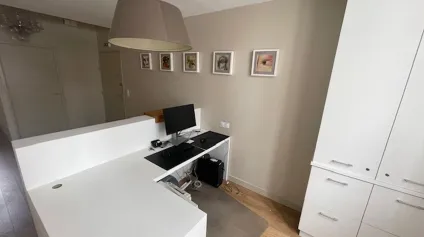 A LOUER LOCAL PROFESSINNEL 55 M² HYPER CENTRE VILLE BREST - Offre immobilière - Arthur Loyd