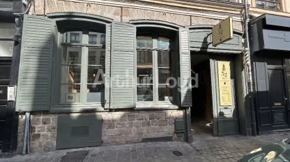 Local commercial à louer à Lille centre avec parquet ancien conservé - Offre immobilière - Arthur Loyd