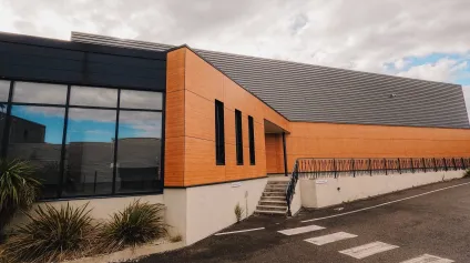BATIMENT MIXTE INDEPENDANT A LOUER - Offre immobilière - Arthur Loyd