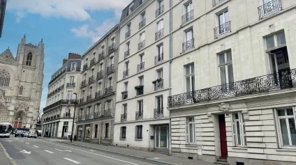 BUREAUX RÉNOVÉS À LOUER EN HYPER CENTRE DE NANTES - Offre immobilière - Arthur Loyd