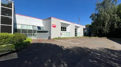 Entrepôts à vendre à TRAPPES 78190 - Offre immobilière - Arthur Loyd