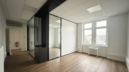 BUREAUX à LOUER de 178.4 m² - Offre immobilière - Arthur Loyd