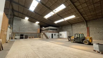 Entrepôts à louer à PAVILLY 76570 - Offre immobilière - Arthur Loyd