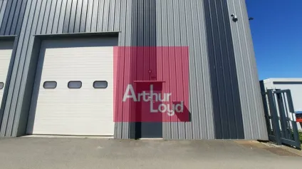 AUBIER A LOUER LOCAL ACTIVITE 290 M² - Offre immobilière - Arthur Loyd