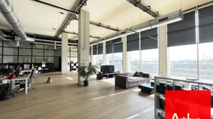 Bureaux à louer Montpellier Gare Sud de France parkings privatifs et accès direct - Offre immobilière - Arthur Loyd