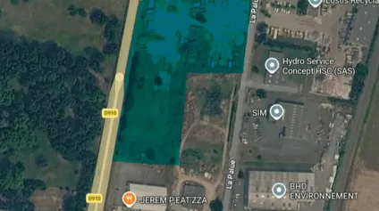 Terrain de 16 385 m² à l'achat Excellente visibilité D910  Poitiers - Offre immobilière - Arthur Loyd