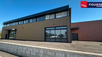 Bâtiment de 766m² mixte activités et bureaux à la Gandonne Salon de Provence - Offre immobilière - Arthur Loyd