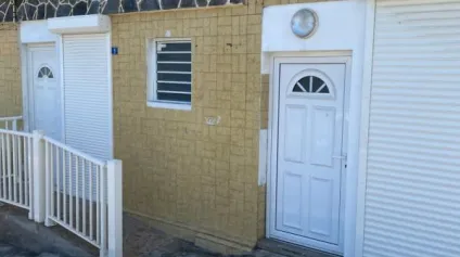 Local commercial ou professionnel 51 m2 ( Sainte marie ) - Offre immobilière - Arthur Loyd