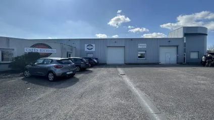 LOCAL D'ACTIVITE - ENTREPOT à VENDRE de 1575 m² - Offre immobilière - Arthur Loyd