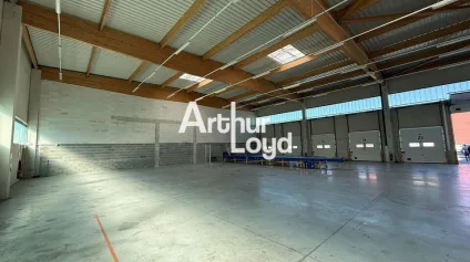 Local d'activités / Entrepôt, 850 m² - Les Arcs - Offre immobilière - Arthur Loyd
