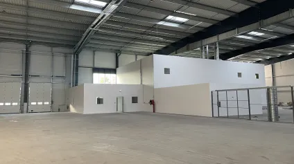 Sous-location : Emplacement de stockage dans un entrepôt logistique neuf, Saint-Etienne nord - Offre immobilière - Arthur Loyd