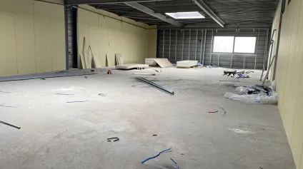 A vendre - Plusieurs locaux d'activité mixtes - Lots de bureaux et show-room au sein d'un parc collectif - Offre immobilière - Arthur Loyd